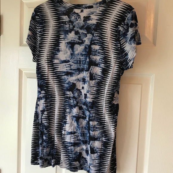 Calvin Klein Printed T-shirt - Picture 5 of 6